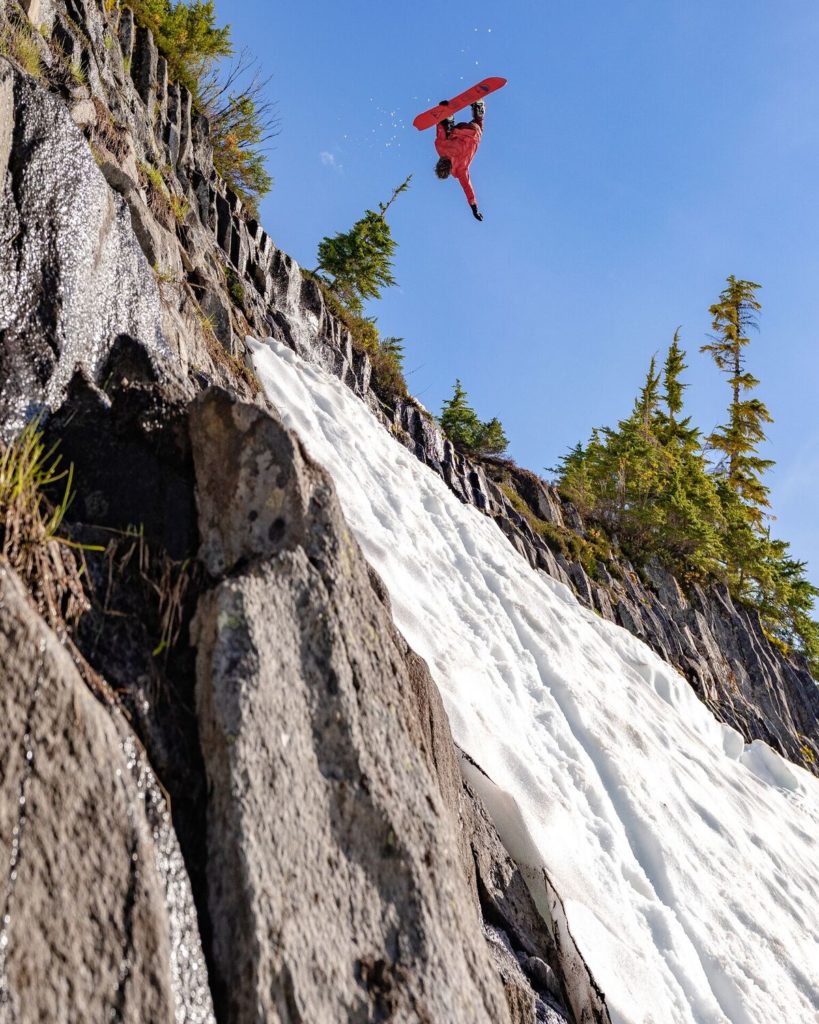 arbor clovis snowboard review